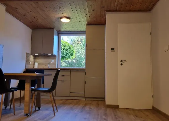 Pod Jablonia Nyaraló *